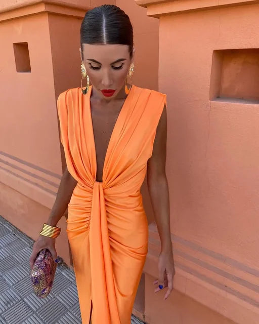 KELSEY | STYLISH PLEATED DRESS